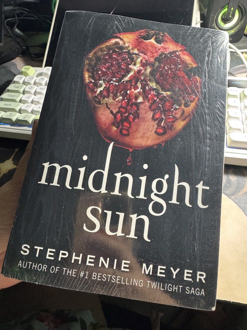 Midnight Sun: The Twilight Saga by Stephenie Meyer (Category: Storybooks) located in Glan. Submitted by jvalerie (Listing ID 1458913405, Image 1). Description: - Midnight Sun by Stephenie Meyer - The Twilight Saga: Edward's perspective - Brand new and still sealed in plastic - Bought from Fullybooked online (BGC branch) for ₱999.