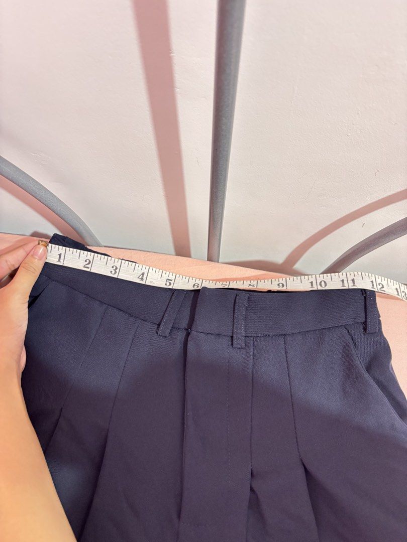MISSGUIDED TROUSER PANTS (Category: Other Bottoms) located in Batangas. Submitted by nishiaoui_04 (Listing ID 1458993233, Image 3). Description: Condition: Good condition 📌 No visible major stains or damage 📌 Actual item is shown in the photos 📌 WAIST SIZE/ LEG HOLE / LEGTH ARE ON THE PHOTOS (swipe) 📌 Never been used 💌 Message me for measurements or additional photos! RFS: decluttering / no longer used.
