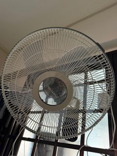 (Category: ) located in . Submitted by silent_yuan09 (Listing ID 1458892712, Image 1). Description: .