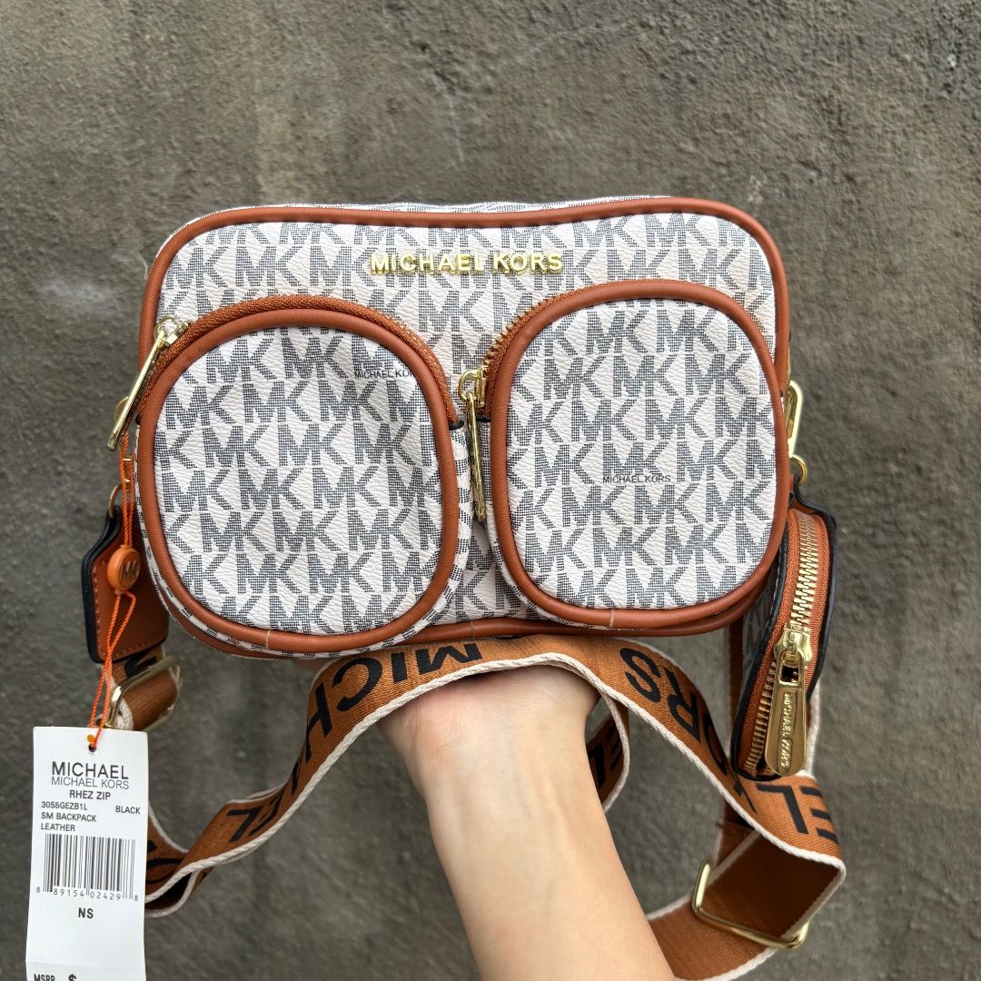 MK Brand new (Category: Luxury Bags & Wallets) located in Dasmarinas. Submitted by yrrahtakehara (Listing ID 1459032655, Image 3). Description: Brand new MK premium quality ₱550 each.