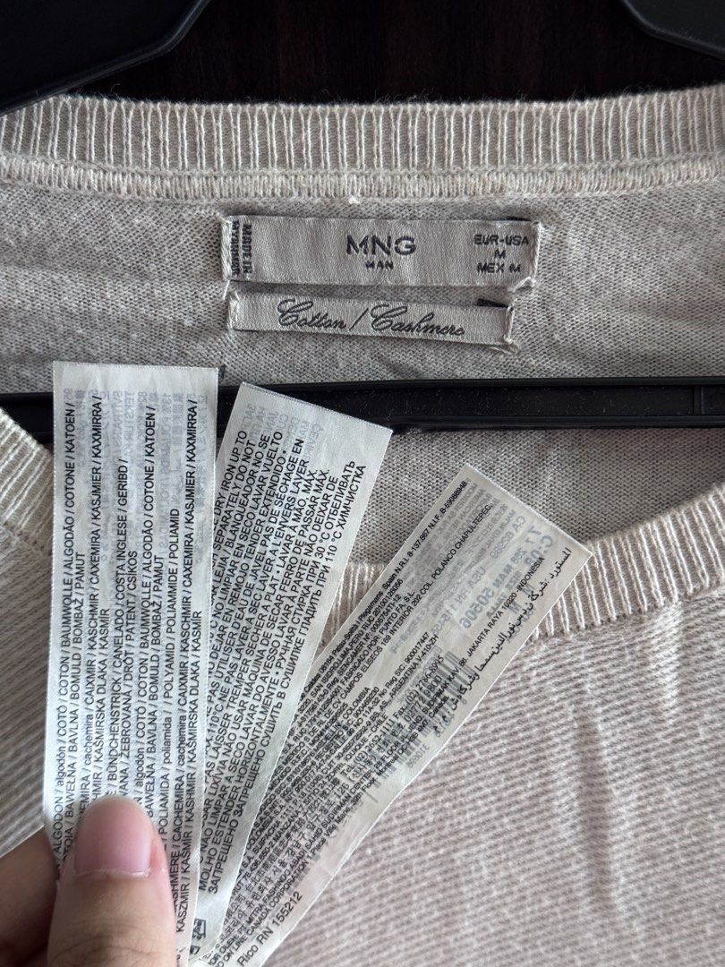 MNG Man Cotton Cashmere Sweater (Category: Coats, Jackets and Outerwear) located in Manila. Submitted by enzomagbat44789 (Listing ID 1458992947, Image 3). Description: Medium | 20x27 |Thin Cotton Material Preloved | Not Ukay 9/10 Condition No issues Shipping via JnT / LBC (COD) .