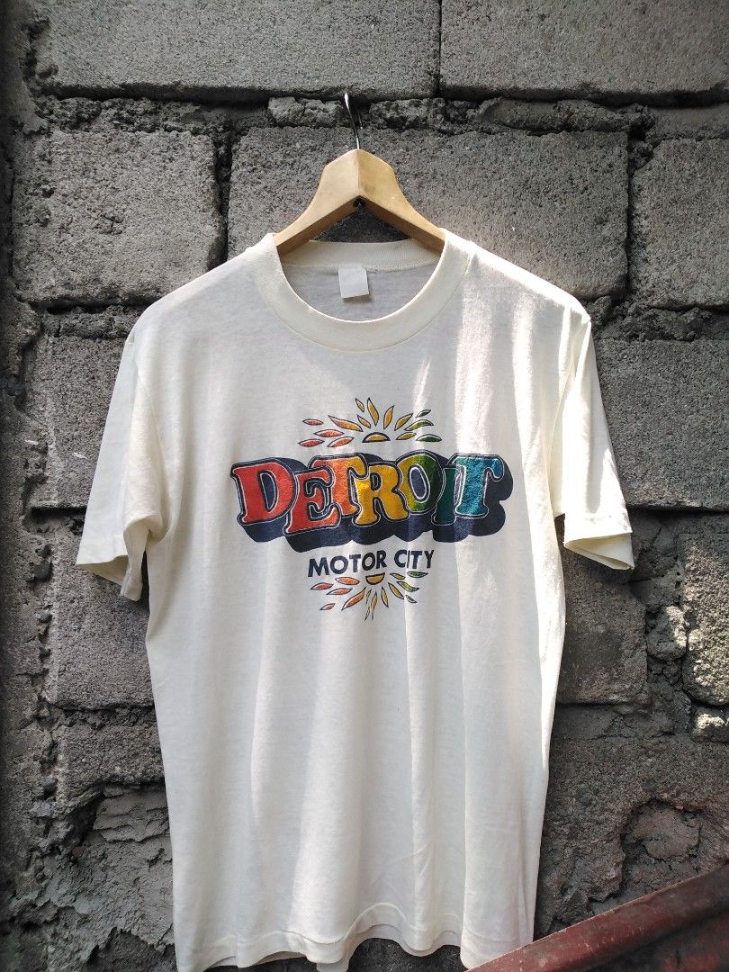 Motor city (Category: Tshirts & Polo Shirts ) located in General Santos City (Dadiangas). Submitted by evolveorrepeat (Listing ID 1458907896, Image 1). Description: Vtg 80s "DETROIT" motor city tshirt Size large on tag Pit to pit 21 L" 27 Single stitch Sportswear tag Materials: cotton,polyester Dm to purchase!.