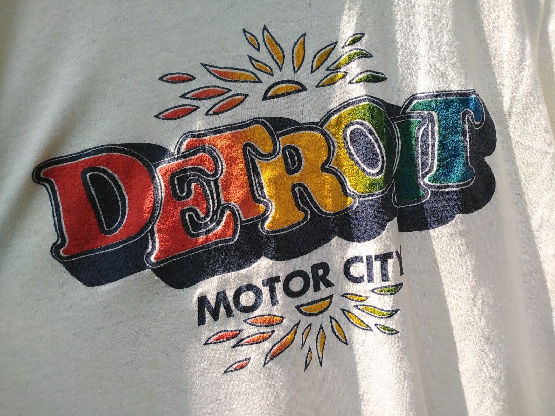 Motor city (Category: Tshirts & Polo Shirts ) located in General Santos City (Dadiangas). Submitted by evolveorrepeat (Listing ID 1458907896, Image 3). Description: Vtg 80s "DETROIT" motor city tshirt Size large on tag Pit to pit 21 L" 27 Single stitch Sportswear tag Materials: cotton,polyester Dm to purchase!.