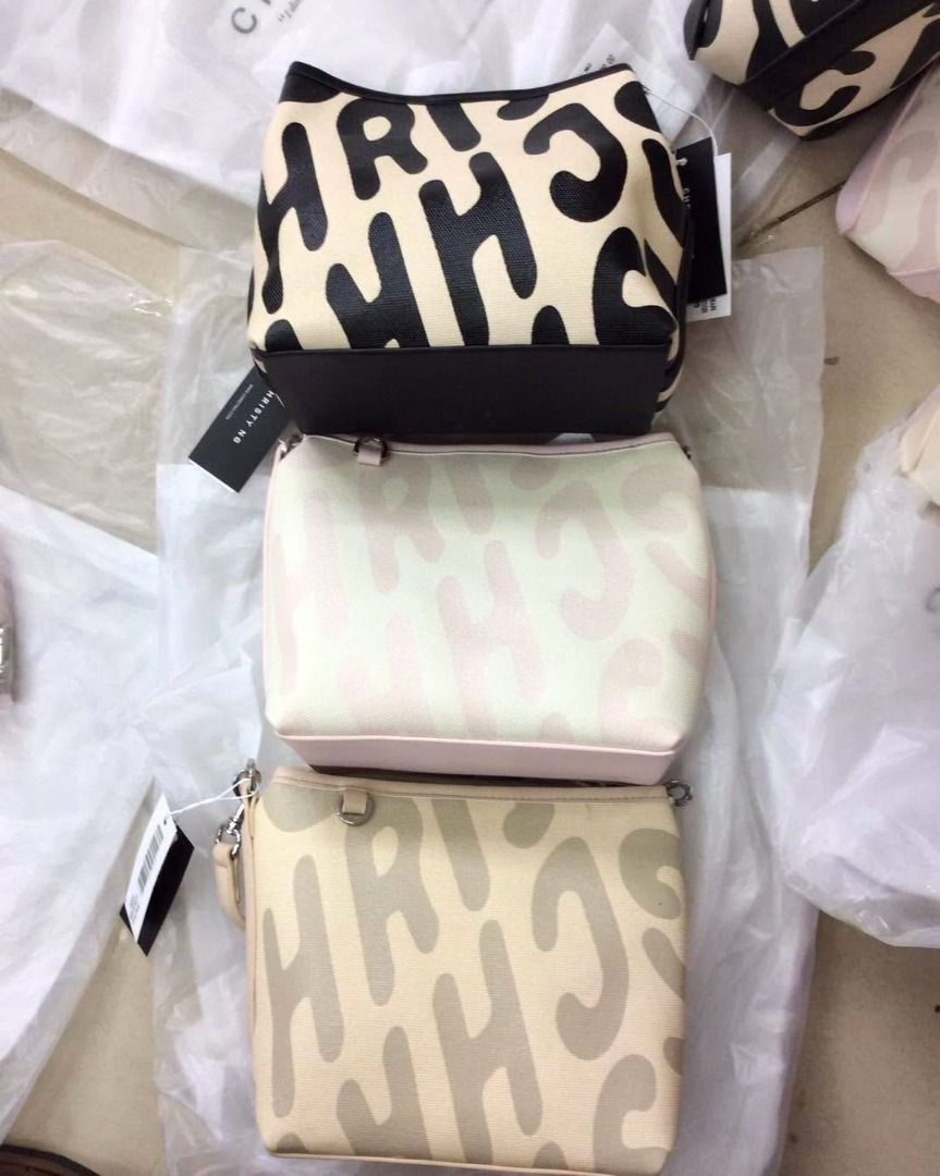 NEW RELEASE! C N Logo Shoulder Bag (Category: Shoulder Bags) located in Quezon City. Submitted by mjmassortedfinds (Listing ID 1458950501, Image 1). Description: NEW RELEASE! C N Logo Shoulder Bag ✅ 1 2 9 9 each +sf ✅ with crossbody strap ✅ Size: (H)17.7cm x (W)19cm x (D)10.1cm ✅ Paperbag Add 9 9 ✅ M P 0 & Brandnew 📸 Actual Pictures Posted 📲 PM for orders and inquiries 📌Pinas Onhand & Ready to Ship 📌We can Ship Nationwide (+SF) 📌No Return, N