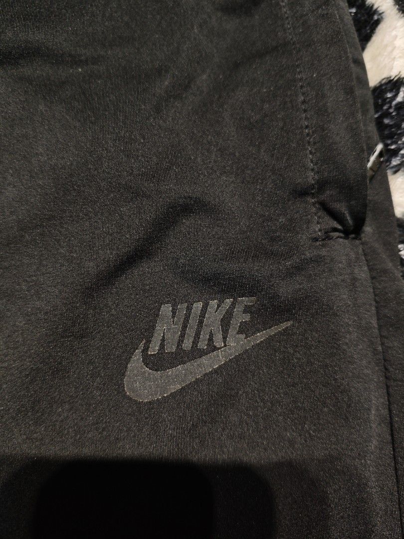 Nike Drifit Short (Category: Shorts) located in San Jose del Monte. Submitted by norieljabat016 (Listing ID 1458967137, Image 3). Description: Nike XXL Short drifit W-38-44 L-21 9 out of 10 color rate.