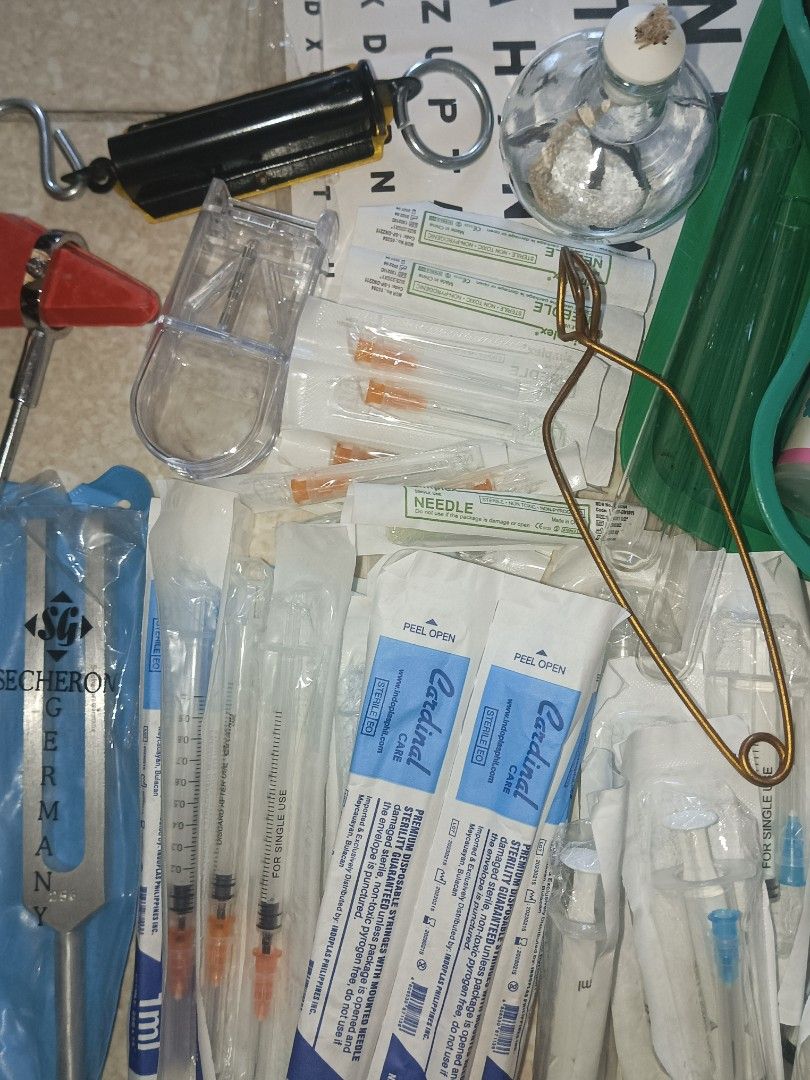 Nursing Paraphernalia (RLE Materials) (Category: Medical Supplies & Tools) located in Imus. Submitted by yjlovre (Listing ID 1458939720, Image 2). Description: – take all (everything in the picture) :) – chn bag also available (ceu) rfs: alr graduated! decluttering 📌 loc: imus, cavite 🛒 mop: gcash / maya (PAYO) 🖇️ mod: j&t / lbc / sdd (buyer's expense).