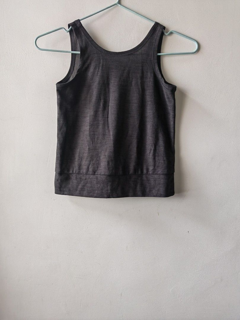 Old Navy Drifit Kids Tank (XS) (Category: Babies & Kids Fashion) located in Baguio. Submitted by kacijom (Listing ID 1458896155, Image 2). Description: ₱150 •OldNavy Drifit Kids Tank •Size Xs, kids •Condition 10/10 (Excellent Used Condition) •Color may vary due to lighting.