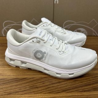 （分類：）位於 。 由 sneakerssssssssssss 提交（商品編號 1458985577，圖片 1）。簡介： 。