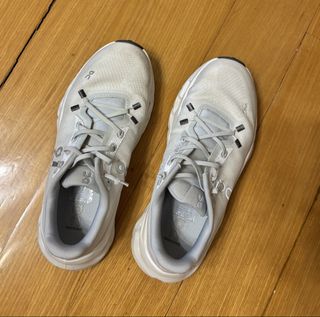 （分類：）位於 。 由 celineeeeeeem 提交（商品編號 1459020681，圖片 1）。簡介： 。