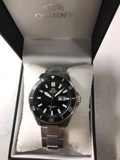 (Category: ) located in . Submitted by seikowatchfactory (Listing ID 1458962468, Image 1). Description: .