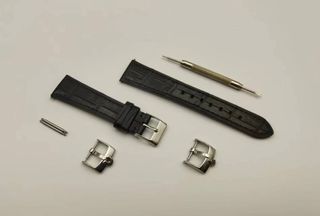 (Category: ) located in . Submitted by vintagewatchtimeshop (Listing ID 1458943918, Image 1). Description: .