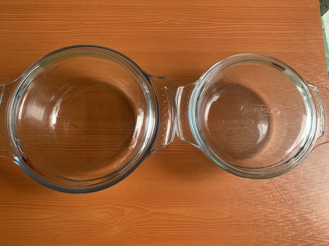 Original Pyrex France Casserole Set (2 Sizes Only) (Category: Cookware & Accessories) located in Antipolo. Submitted by rex.dn (Listing ID 1451671376, Image 3). Description: Dimensions: Small size: 18 cm diameter/ 7 cm Medium size- 20 cm diameter/ 8 cm depth ✅Genuine Made in France borosilicate glass ✅Includes original matching glass lid ✅Oven, microwave, freezer, refrigerator, and dishwasher safe ✅Excellent condition with no chips or cracks ✅Gre