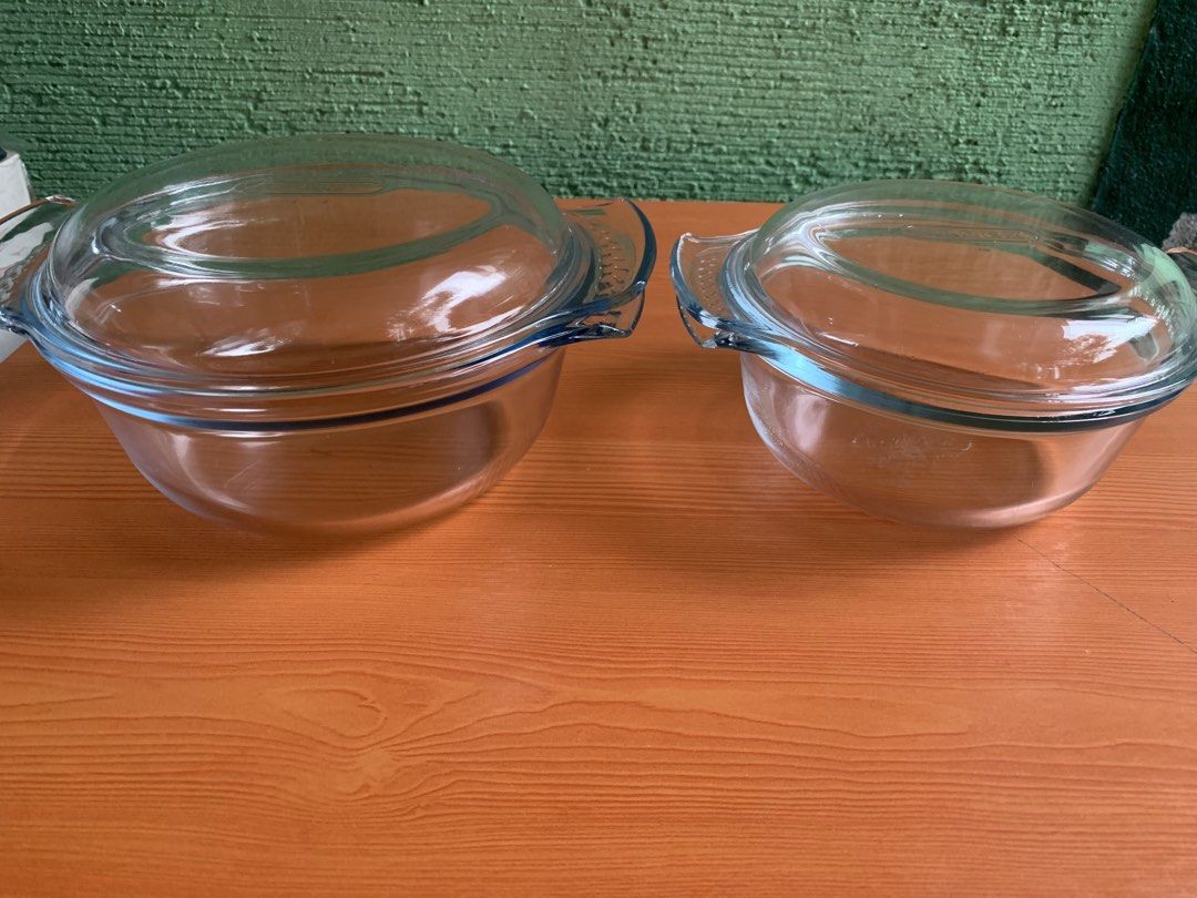 Original Pyrex France Casserole Set (2 Sizes Only) (Category: Cookware & Accessories) located in Antipolo. Submitted by rex.dn (Listing ID 1451671376, Image 2). Description: Dimensions: Small size: 18 cm diameter/ 7 cm Medium size- 20 cm diameter/ 8 cm depth ✅Genuine Made in France borosilicate glass ✅Includes original matching glass lid ✅Oven, microwave, freezer, refrigerator, and dishwasher safe ✅Excellent condition with no chips or cracks ✅Gre