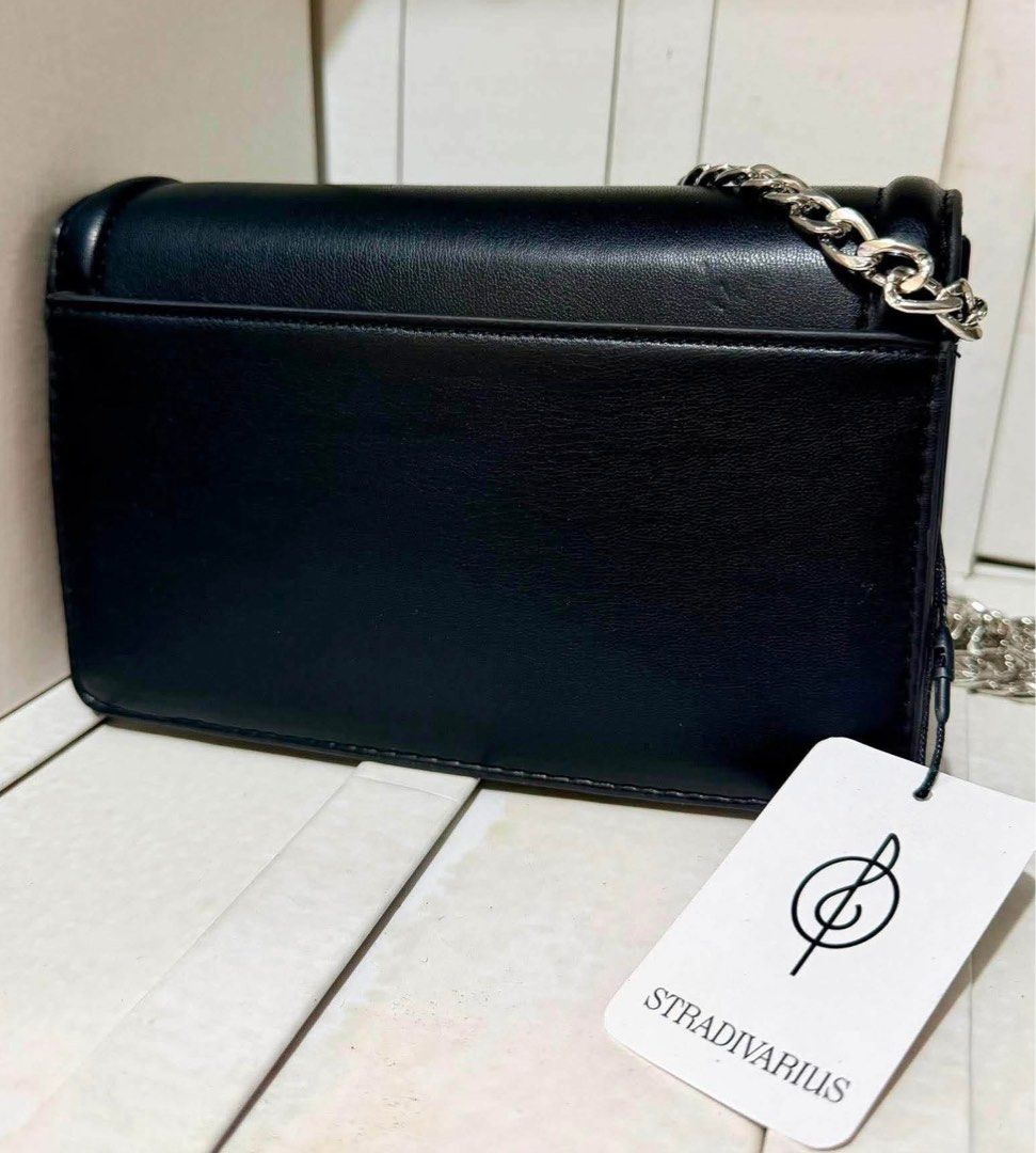 ORIGINAL Stradivarius Mini Sling Bag (Category: Cross-body Bags) located in Silang. Submitted by altbaddie6 (Listing ID 1459007523, Image 2). Description: .