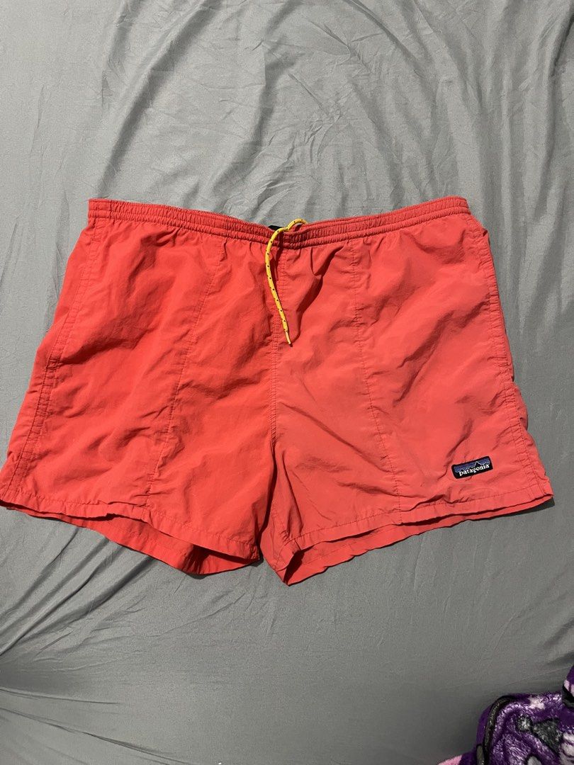 Patagonia Baggies Shorts Red Size Medium (Category: Activewear) located in Paranaque City. Submitted by commonfind.ph (Listing ID 1458981058, Image 3). Description: Patagonia Baggy Short Size Medium Waist 36 Length 14.5 No issue Excellent 799.