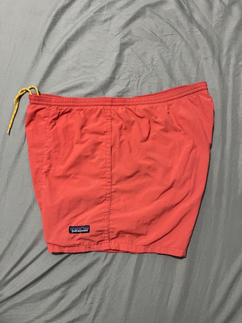 Patagonia Baggies Shorts Red Size Medium (Category: Activewear) located in Paranaque City. Submitted by commonfind.ph (Listing ID 1458981058, Image 2). Description: Patagonia Baggy Short Size Medium Waist 36 Length 14.5 No issue Excellent 799.