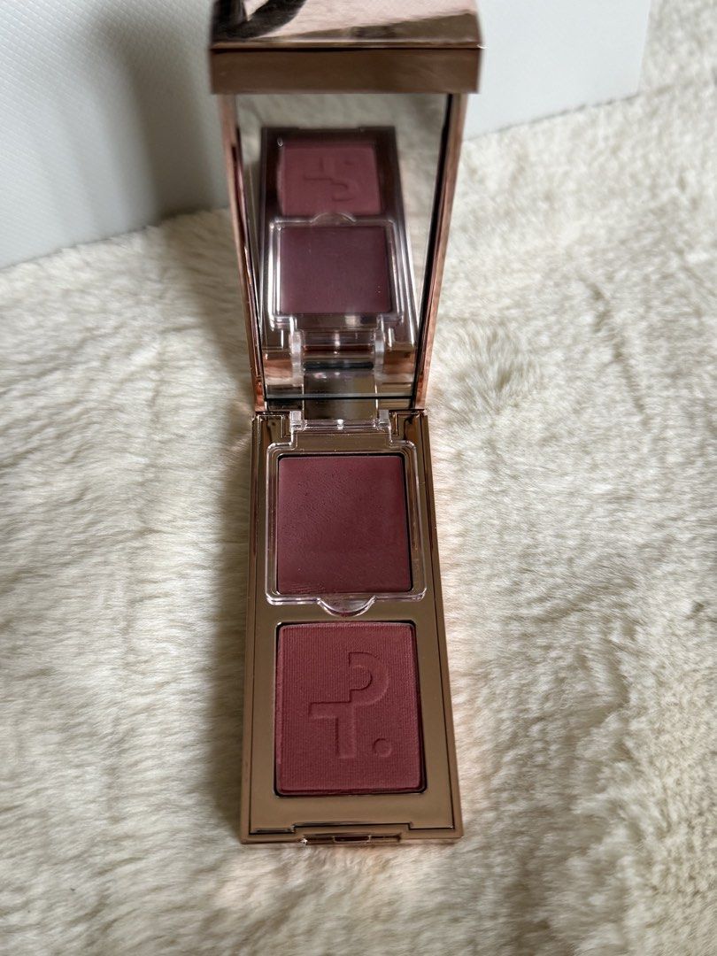 Patrick Ta Major Headlines Double Take Creme & Powder Blush Duo (Category: Makeup) located in Makati City. Submitted by beautieanne (Listing ID 1458891146, Image 1). Description: - Patrick Ta Major Headlines Double Take Creme & Powder Blush Duo - Shade: 'She's So LA' (specifically 'She Goes To The Gym') - Dual formula: Cream blush on one side, powder blush on the other - Creates a natural, healthy flush - Made in the USA.