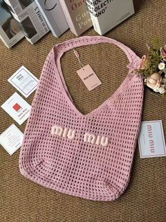 (Category: ) located in . Submitted by closetbyally (Listing ID 1458924022, Image 1). Description: .