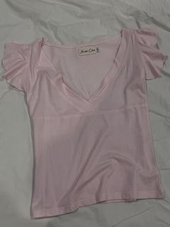 (Category: ) located in . Submitted by wardrobe2160 (Listing ID 1458944930, Image 1). Description: .