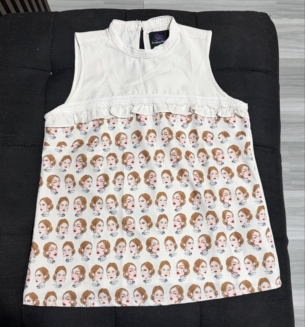 Plains and prints (Category: Blouses) located in Manila. Submitted by mgfreya (Listing ID 1459004588, Image 1). Description: Plains and prints small euc💕💕💕.