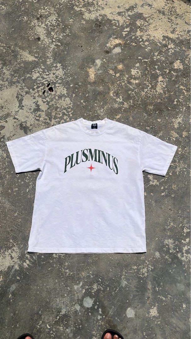 PLUSMINUS BASIC TEE🤍 (Category: Activewear) located in Kuala Lumpur. Submitted by aiwan_store5 (Listing ID 1459040394, Image 1). Description: RM60 FIX SP🚚.