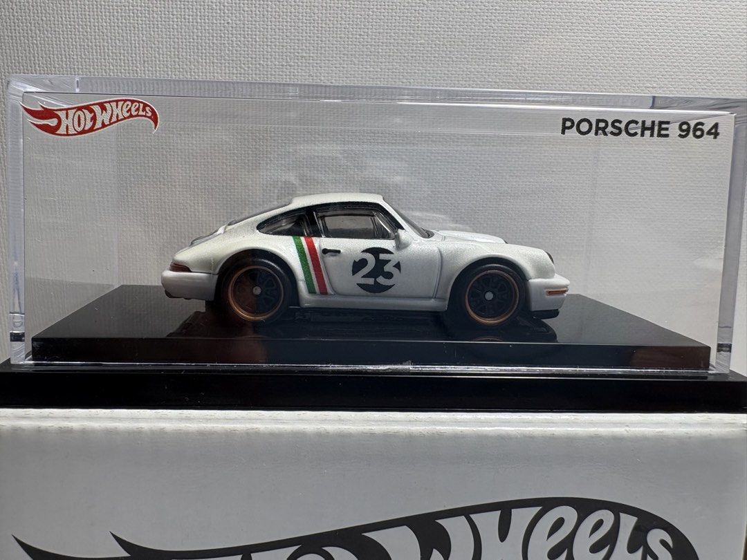Porsche Mexico Convention Hot Wheels (Category: Vehicle & Diecast Models) located in Las Pinas. Submitted by astro_20 (Listing ID 1458982826, Image 3). Description: Hot Wheels Porsche 964 (911) Mexico Convention Exclusive Mint - Actual Photos Php7,000 (Fixed) 📍 Las Pinas City Buyer Books for Lalamove or Grab / LBC (+230) BPI/BDO/Gcash Express Send Meet-Up: Glorietta Makati (Sundays) Personal Pick-Up by the Buyer is Ok Thank You!.