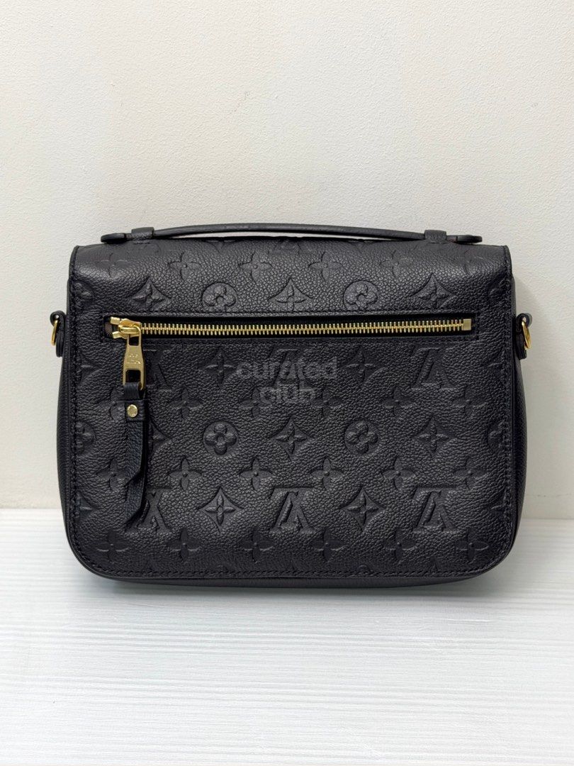Preloved ★ LOUIS VUITTON Pochette Métis (Category: Luxury Bags & Wallets) located in San Juan City. Submitted by curated.club (Listing ID 1459050862, Image 2). Description: ★ authenticated by LegitGrails—authenticity certificate included ★ please read bio and last slide of this listing before ordering ★ actual item color may differ slightly due to lighting and screen settings ★ bag only—no original inclusions; generic drawstring bag will be provi