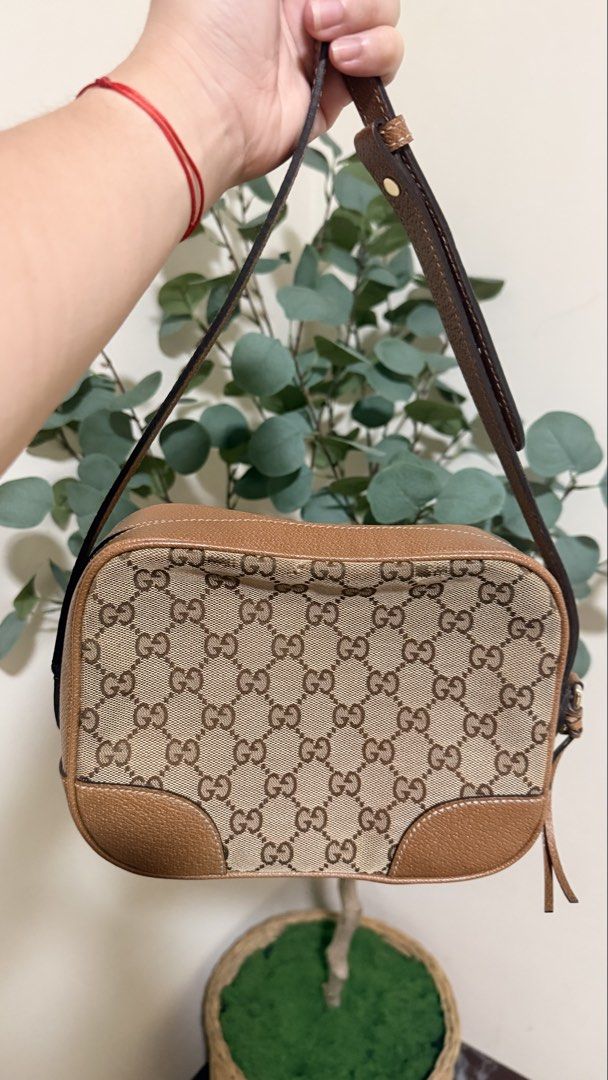 Gucci Bree Camera Bag (Category: Luxury Bags & Wallets) located in San Jose. Submitted by etc.byflc (Listing ID 1449765294, Image 3). Description: 📍 Batangas 📌 Payment first, no COD 🛵🚚 Shipping via J&T or LBC 📩 for inquiries - Authentic Gucci Bree Camera Bag - Personal preloved item - Condition: Rank A (Excellent) - Includes: Dust bag, care cards, controllato with serial intact - Shows minimal signs of usage - Available and ready for shippin