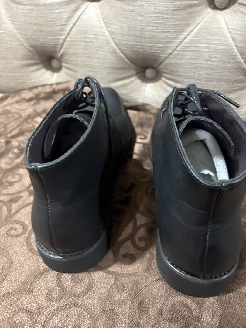 PREVIEW Black Leather Lace-up Ankle Boots Size 45 (Category: Boots) located in Manila. Submitted by dig76 (Listing ID 1459023076, Image 2). Description: - PREVIEW black leather ankle boots - Lace-up front - Size 45 - Soles show minimal wear - Versatile for casual and smart casual outfits.
