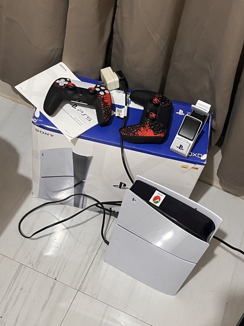 Ps5 Slim (Category: PlayStation) located in Lucena. Submitted by cc.1007. (Listing ID 1459062611, Image 2). Description: As new Ps5 slim with 2 controllers Lucena city Area.
