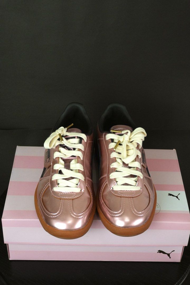 Puma x Palermo F.C Metallic (Category: Sneakers) located in Manila. Submitted by xxscg (Listing ID 1459001674, Image 2). Description: PUMA x Palermo F.C Metallic BRAND NEW (just tried and worn to shoot it) 10/10 condition!! - Includes extra lace - Original Puma Box Included - Size: WOMENS EUR 38 (perfect for size 7 or 7 and 1/2) Original Price: ₱6,800 RFS: Decluttering.