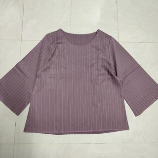 (Category: ) located in . Submitted by preloved.thingy (Listing ID 1459034105, Image 1). Description: .