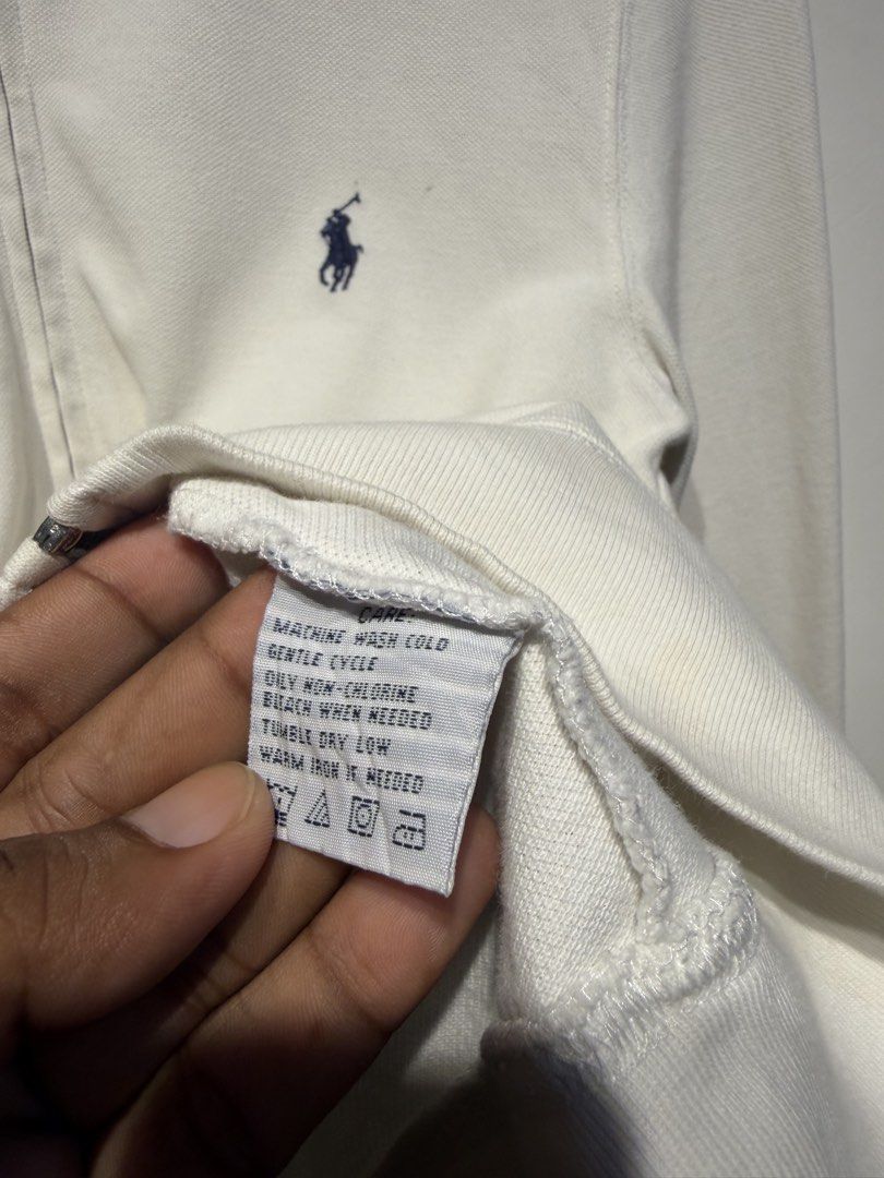 Ralph Lauren Jacket (Category: Coats, Jackets and Outerwear) located in Carmen. Submitted by thriftnichoii (Listing ID 1459080423, Image 3). Description: Ralph lauren jacket 19x24.