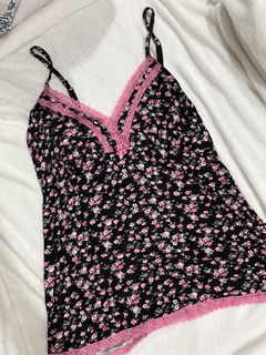 (Category: ) located in . Submitted by warm.secondchancefits (Listing ID 1459038597, Image 1). Description: .