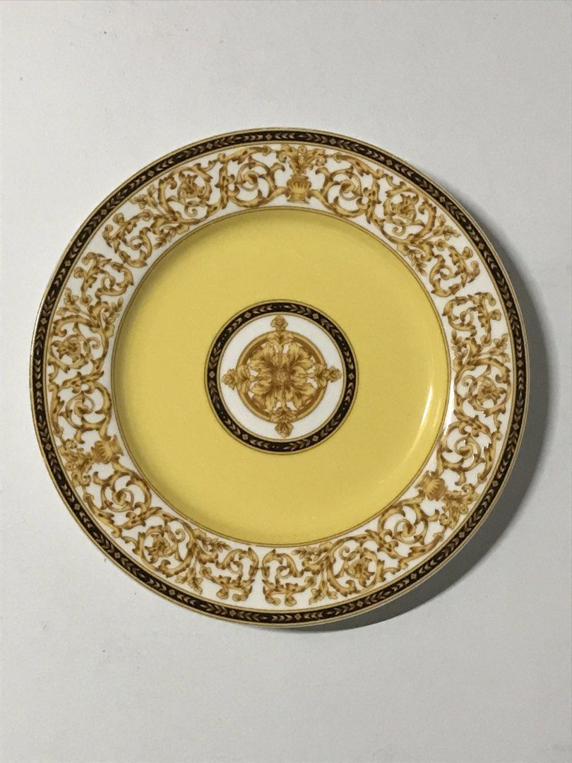 Rococo Italian-Style Bone China Plate (Category: Dinnerware & Cutlery) located in Manila. Submitted by iyasellsph (Listing ID 1459033043, Image 1). Description: Rococo Italian-Style Plate 👈 for photos Bone china of gold-yellow colorway with majolica vines on borders and rococo quadriflora pattern on center 8.75 across rim 0.5 inch deep Functional and decorative Stunning! Brand new, flawless.