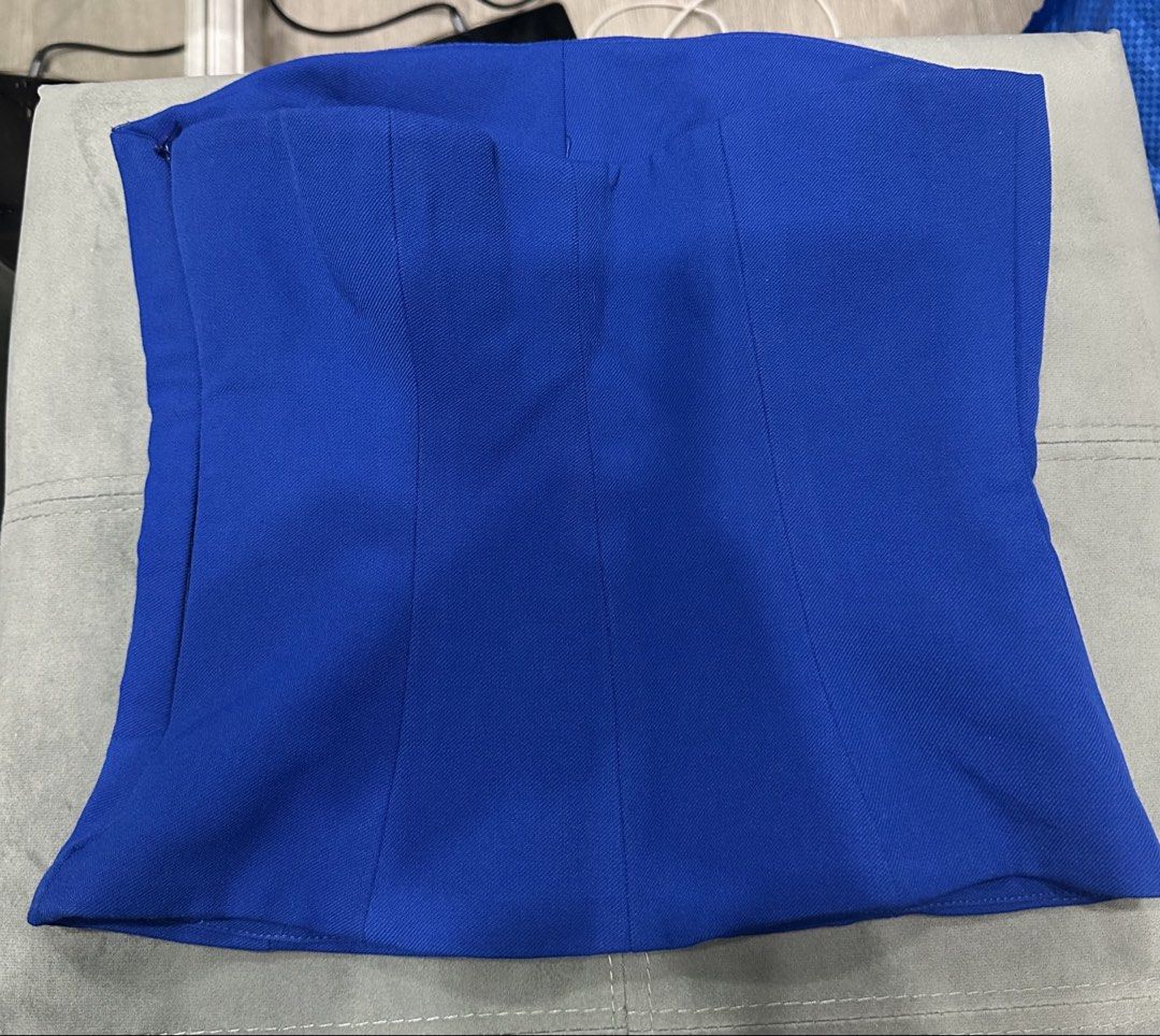 Royal Blue Strapless Corset Top (Category: Others Tops) located in Manila. Submitted by itsarah (Listing ID 1458976384, Image 2). Description: This is a vibrant royal blue strapless bustier top from Zara featuring a straight neckline and structured seaming. - Please note: faint marks on the front, kindly check photos for details..