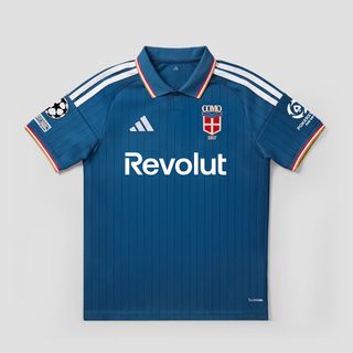 (Category: ) located in . Submitted by mysteryjerseys.sg (Listing ID 1458983431, Image 1). Description: .