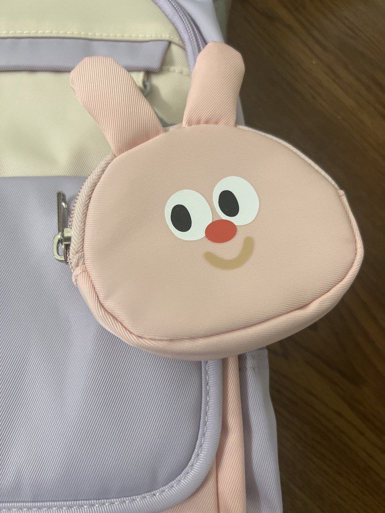 School bag (Category: Others) located in Puchong. Submitted by gemilangperdanaenterprise (Listing ID 1459010421, Image 2). Description: Brand new Original .