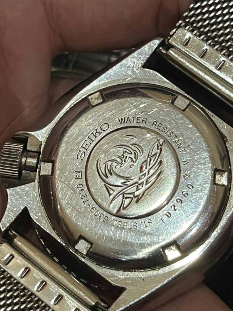 Seiko Automatic 6309 Diver Watch 150m Water Resistant (Category: Men's Watches) located in Manila. Submitted by kylebalido25364 (Listing ID 1458941657, Image 3). Description: - Vintage Seiko Automatic Watch - Day and Date Function - Water Resistant 150m - Stainless Steel Case and Bracelet - Rotating Bezel - Bright Lume - Ideal for Everyday Wear or Diving - Selling As Is.