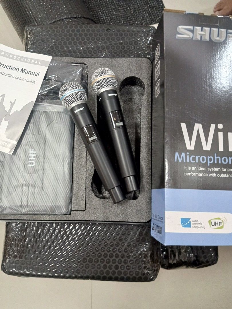 SHURE MICROPHONE WIRELESS SYSTEM (Category: Microphones) located in Manila. Submitted by samsudin2001 (Listing ID 1458994578, Image 3). Description: 🎤 SHURE Wireless Microphone System – 2 Microphones 📌 Brand: SHURE 📌 Type: Wireless Microphone System 📌 Set: 2 Wireless Microphones 📌 Condition:Brandnew 📦 INCLUSIONS: • 2pcs Wireless Microphones • Wireless Receiver • Power Adapter/Cable • Original Hard Carrying Case • Instruction Manual • Origin