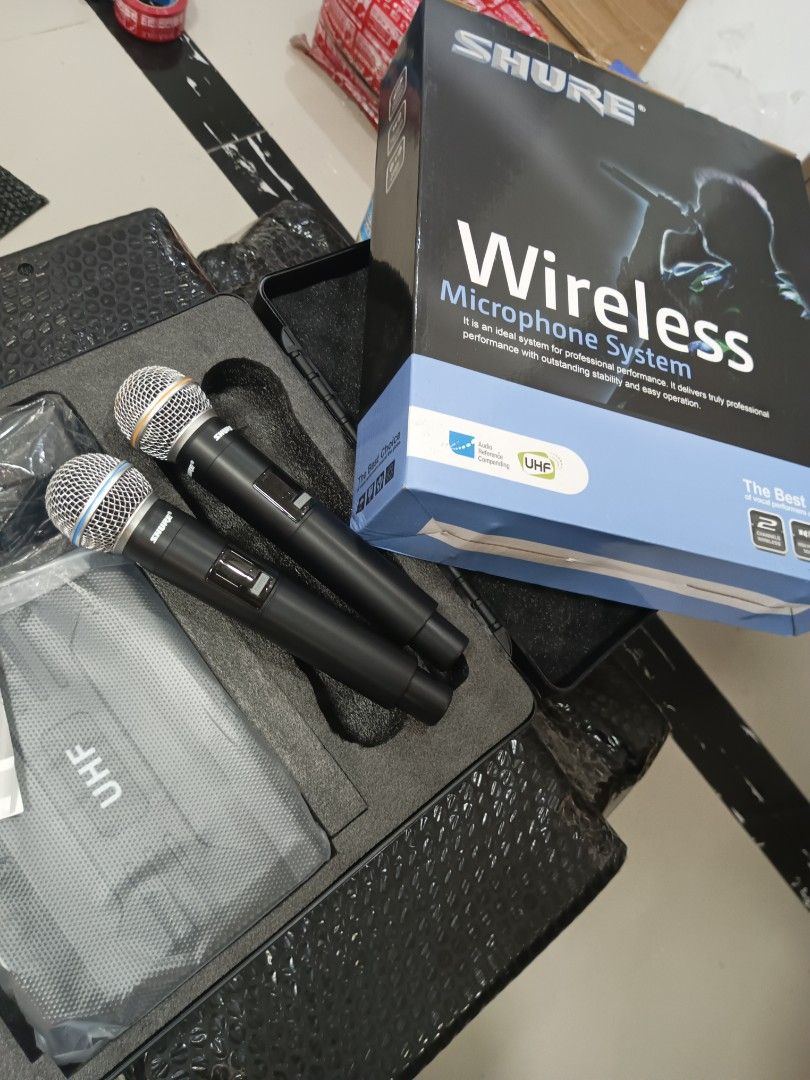 SHURE MICROPHONE WIRELESS SYSTEM (Category: Microphones) located in Manila. Submitted by samsudin2001 (Listing ID 1458994578, Image 2). Description: 🎤 SHURE Wireless Microphone System – 2 Microphones 📌 Brand: SHURE 📌 Type: Wireless Microphone System 📌 Set: 2 Wireless Microphones 📌 Condition:Brandnew 📦 INCLUSIONS: • 2pcs Wireless Microphones • Wireless Receiver • Power Adapter/Cable • Original Hard Carrying Case • Instruction Manual • Origin