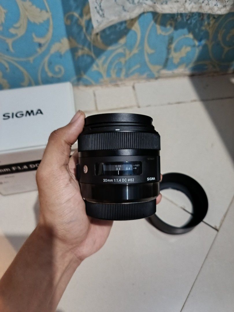 Sigma art 30mm f/1.4 DC DN (Category: Lens & Kits) located in Quezon City. Submitted by jerickhermocilla-15635 (Listing ID 1458896900, Image 3). Description: ‎For sale SIGMA DC 30mm f1.4 Art Lens ‎(canon mount) EF ‎ ‎Cosmetics is good ‎AF/MF working ‎ ‎Inclusion: ‎Canon 30mm ‎Lens cap ‎Rear cap ‎lens hood ‎Box ‎ ‎No issue in good condition ‎Clean glass ‎No fungus ‎No fadings ‎Af / mf working ‎mint condition used few times only ‎ ‎Price: 19,999 ‎ 