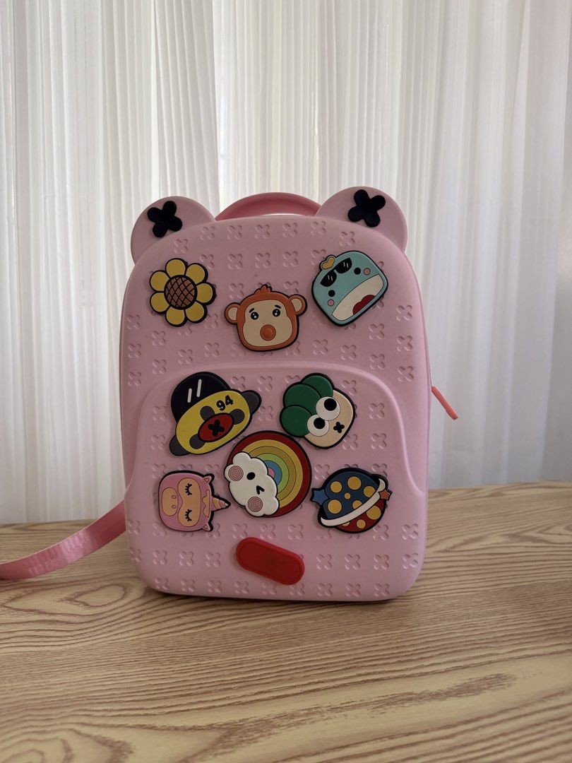 Silicone Backpack for kids (Category: Diaper Bags & Wetbags) located in Marikina City. Submitted by littlesol.collection (Listing ID 1458943397, Image 3). Description: Used twice like new condition Large Size.