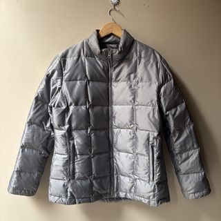(Kategori: ) berada di . Dikirim oleh thriftingmate (ID iklan 1459055548, Gambar 1). Deskripsi: .