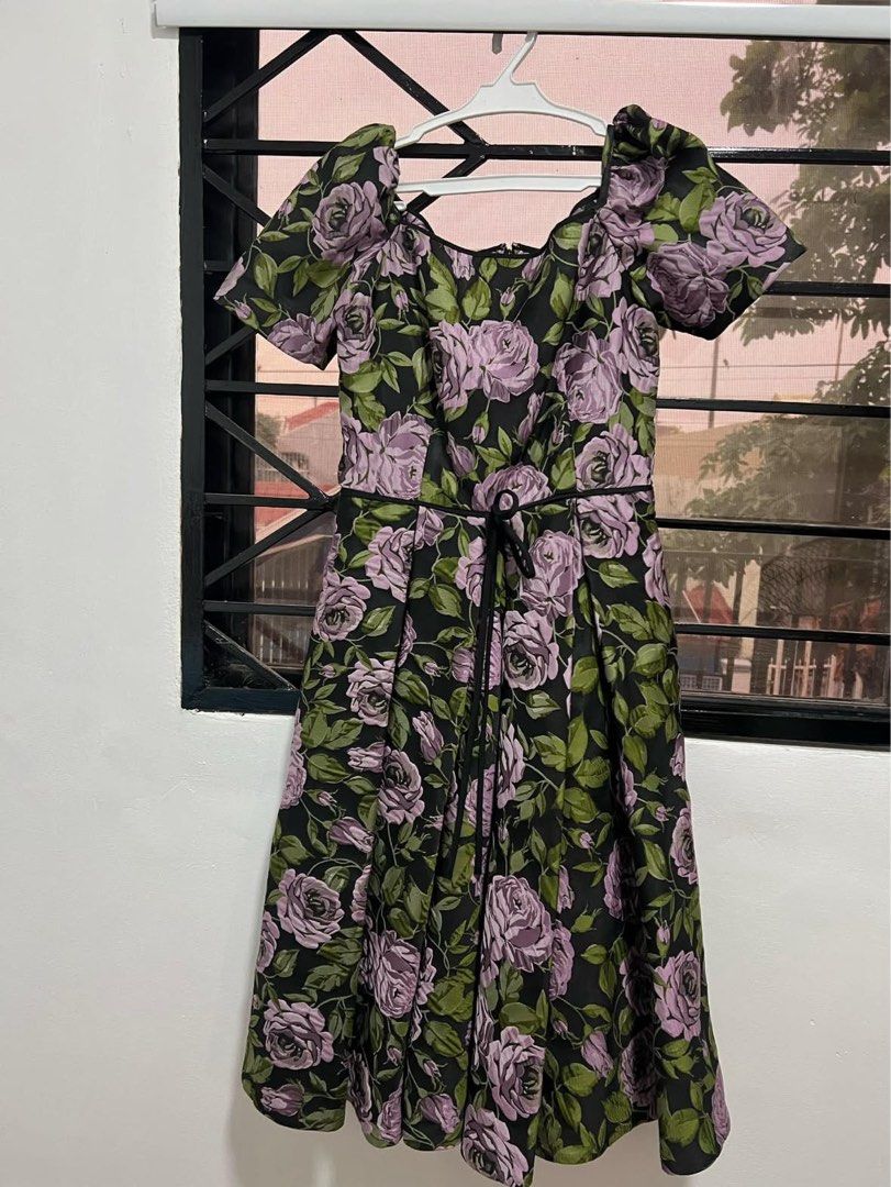 Soon Mnl (Category: Dresses) located in Manila. Submitted by declutterwithrach (Listing ID 1459067128, Image 2). Description: Soon Mnl Clarabelle Size small Seller’s height 4”8 Original Price -6-7k Selling Price 2500 .
