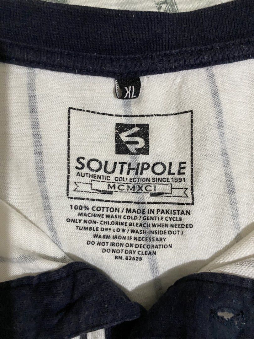 Southpole - Henley Long Sleeve (Category: Tshirts & Polo Shirts ) located in Paranaque City. Submitted by haslem (Listing ID 1458966372, Image 2). Description: W: 21 L: 29 SL: 31 dm for more informations.
