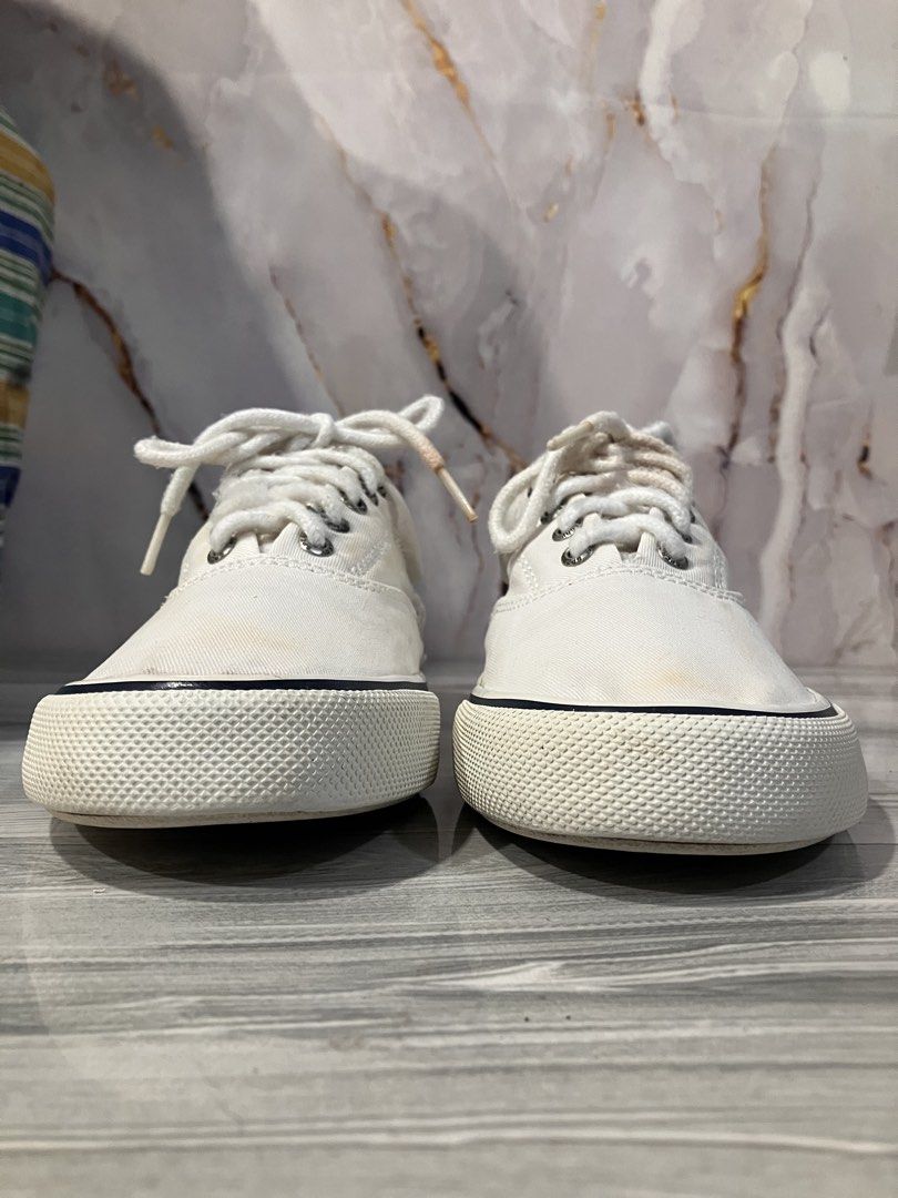 SPERRY MEN's CVO SNEAKERS SIZE 8.5 MEN (Category: Sneakers) located in General Mariano Alvarez. Submitted by adonid (Listing ID 1458901431, Image 3). Description: SPERRY MEN's CVO SNEAKERS ORIGINAL SPERRY MEN's CVO SNEAKERS GOOD CONDITION NORMAL SIGN OF USAGE ONLY SIZE 8.5 MEN.