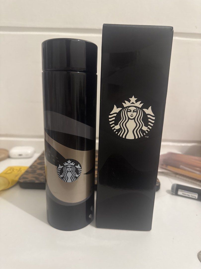 Starbucks Black Tumbler 444ml (Category: Water Bottles & Tumblers) located in Meycauayan. Submitted by russ_007 (Listing ID 1459019406, Image 1). Description: - Authentic Starbucks tumbler in sleek black - Includes original packaging - Capacity: 15 fl oz (444 ml) - Material: Made in China - Care Instructions: Hand wash only, not microwave safe - Ideal for your daily coffee, tea, or other beverages.