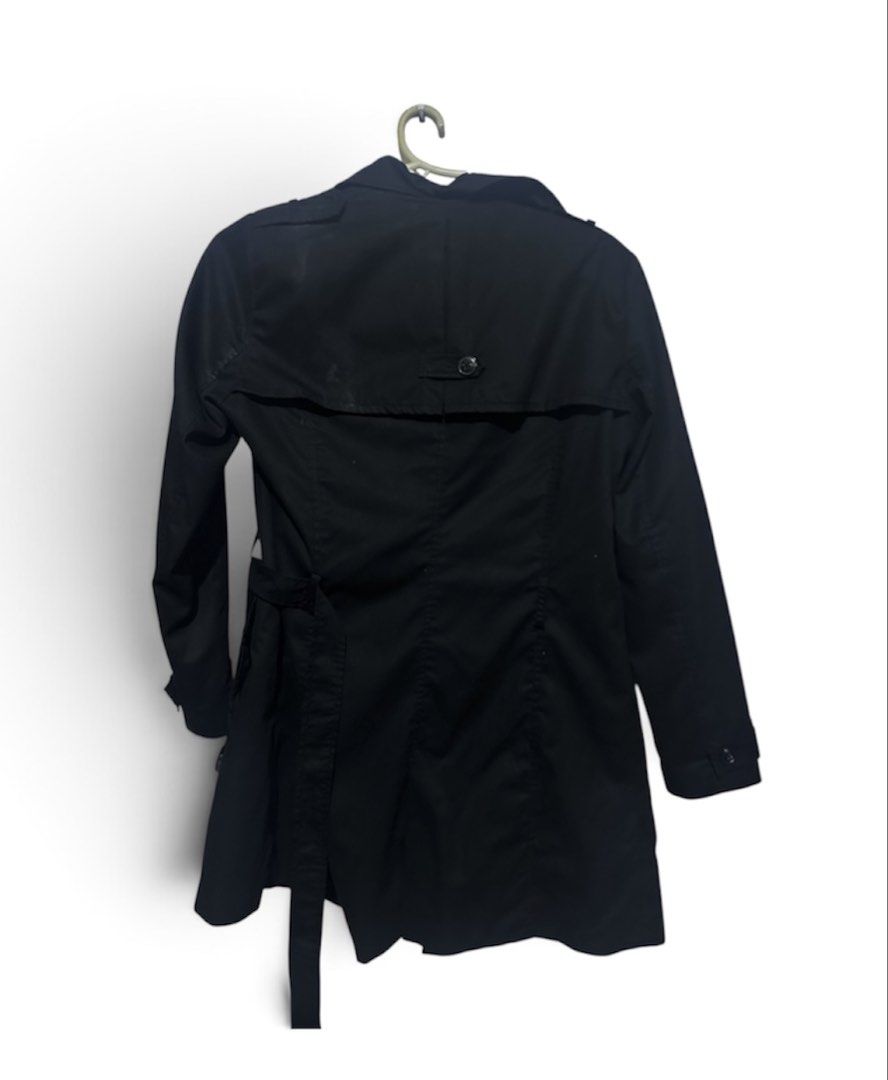 Stradivarius Coat (Category: Coats, Jackets and Outerwear) located in Antipolo. Submitted by capizexport (Listing ID 1458959095, Image 2). Description: Stradivarius Coat Used once during my trip to China Price 900 pesos negotiable Not thrifted No longer using Size large fits medium Black color .
