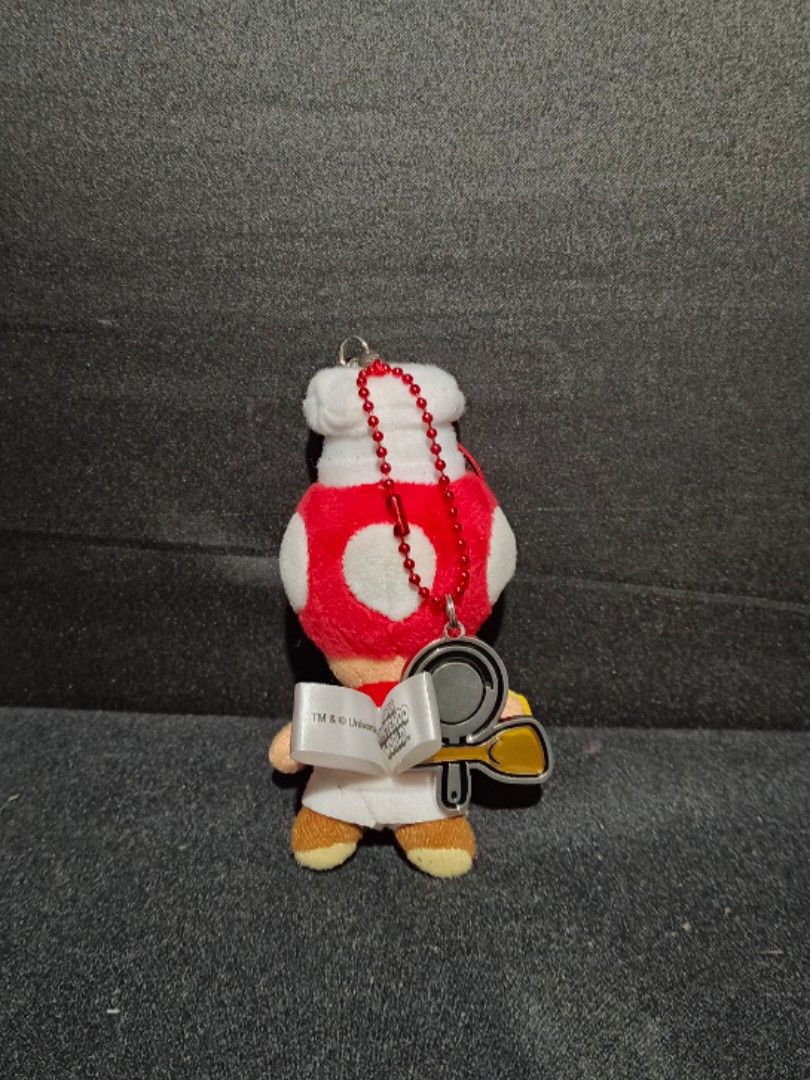 Super Mario Bros Chef Toad Plush Doll Keychain USJ (Category: Plushies & Soft Toys) located in Compostela. Submitted by buenaflora04681 (Listing ID 1459002959, Image 2). Description: .